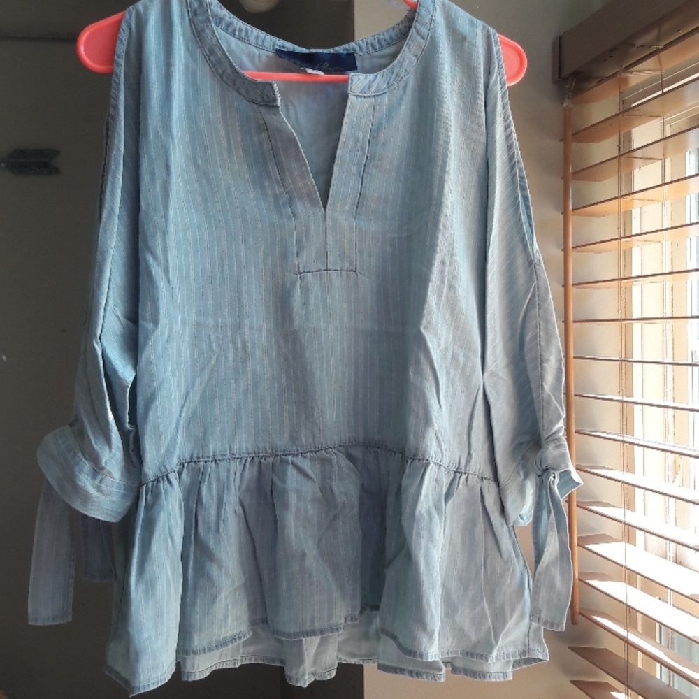 Blue rain blouse cold shoulder